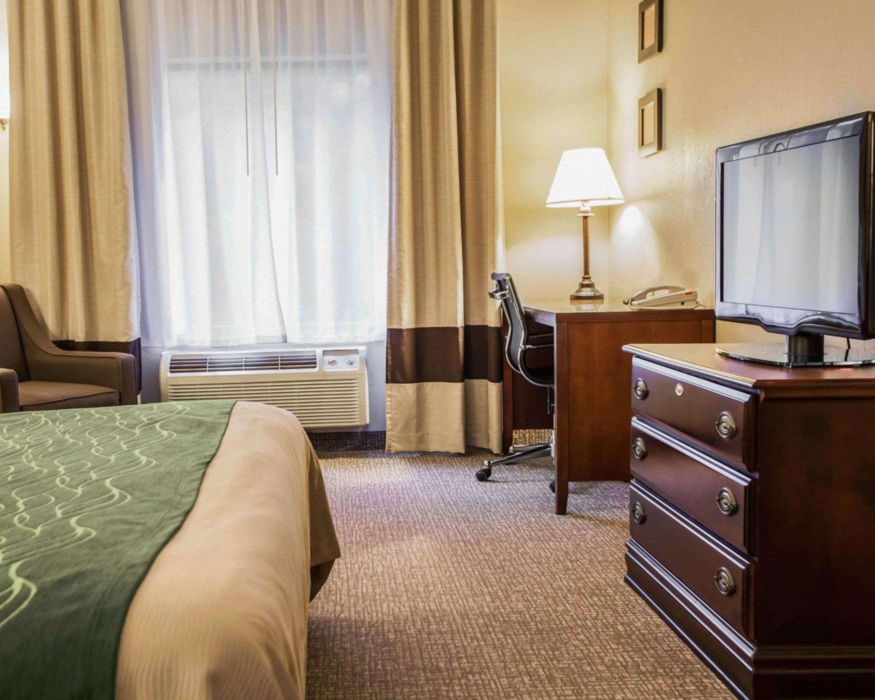 Comfort Inn & Suites St Louis-או'פאלון מראה חיצוני תמונה