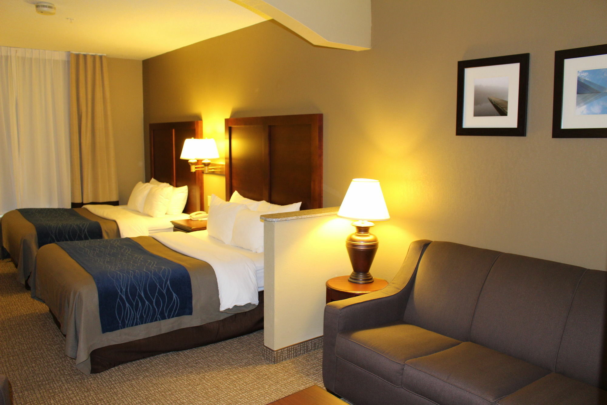 Comfort Inn & Suites St Louis-או'פאלון מראה חיצוני תמונה